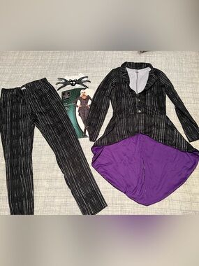 Jack Skellington TNBC costume Women’s Medium Spirit Nightmare before Christmas